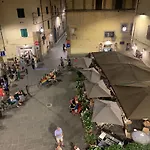 Uffizi & Santo Spirito Family/Groups Apartment